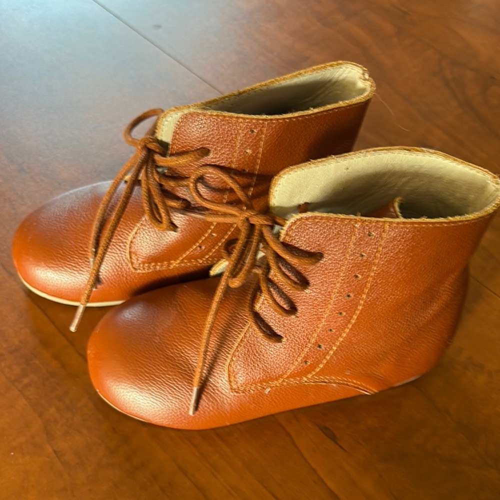 Tan Leather Brogue Boots Ankle-High
